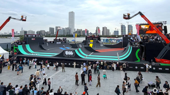 Shanghai FISE World Series draws 400,000 visitors and 4.8bn yuan