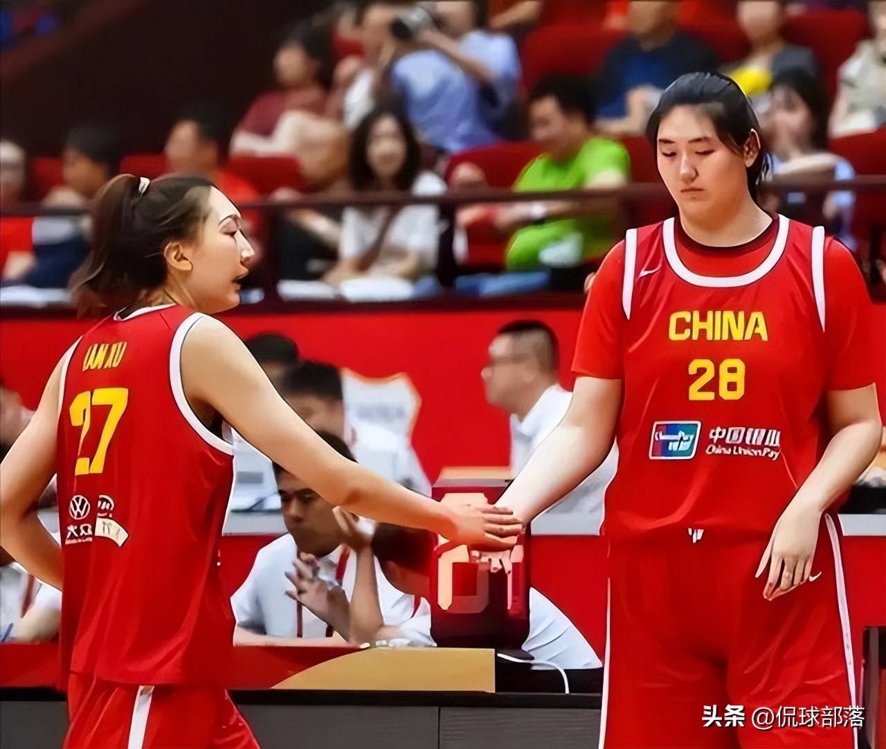 10月28日中国女篮！传来3大球星，韩旭、李梦、张子宇最新消息