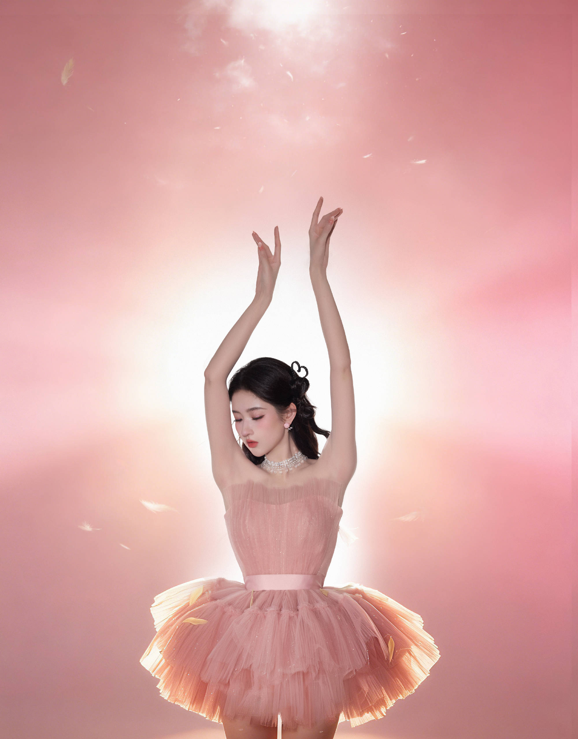 王玉雯穿纱裙化身八音盒仙子 用发丝比心好灵动